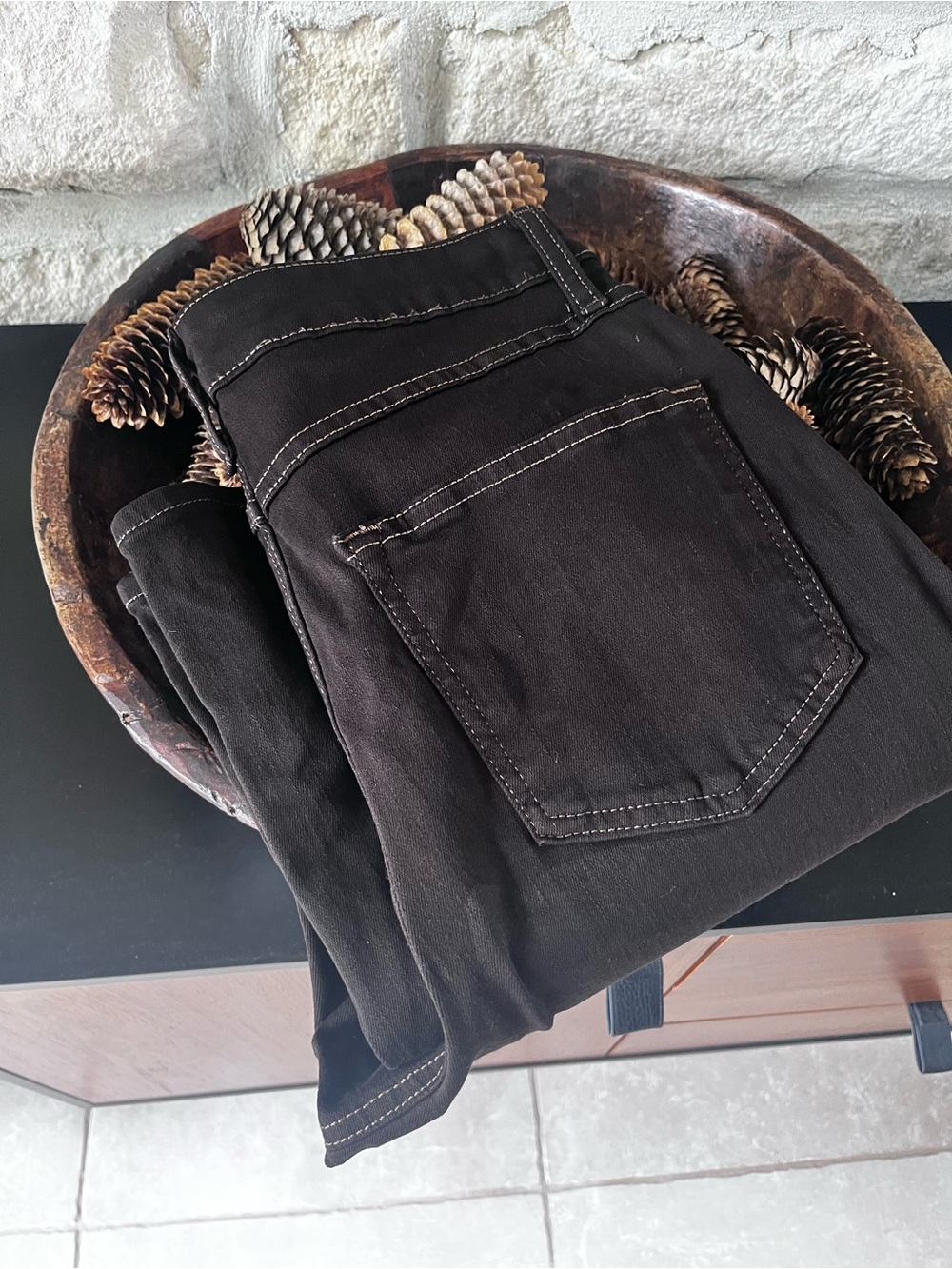 YOGA JEANS Chocolate Brown Emily Jeans 29